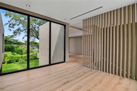 Villa ou maison à vendre à Pinecrest, Floride: 6 chambres, 686.36 m2 № 2253534 - photo 30