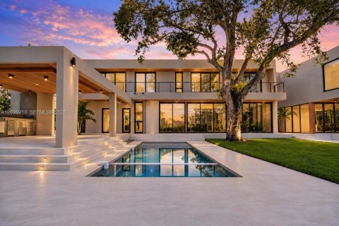 Villa ou maison à vendre à Pinecrest, Floride: 6 chambres, 686.36 m2 № 2253534 - photo 10