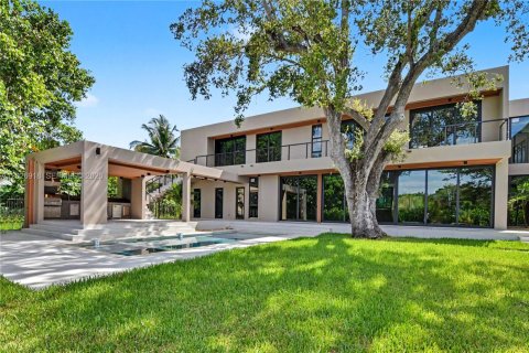 Villa ou maison à vendre à Pinecrest, Floride: 6 chambres, 686.36 m2 № 2253534 - photo 11