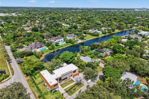 Villa ou maison à vendre à Pinecrest, Floride: 6 chambres, 686.36 m2 № 2253534 - photo 6