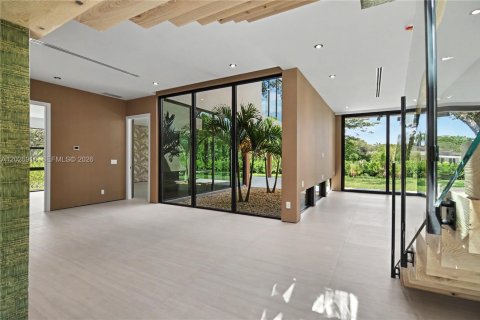 Villa ou maison à vendre à Pinecrest, Floride: 6 chambres, 686.36 m2 № 2253534 - photo 26