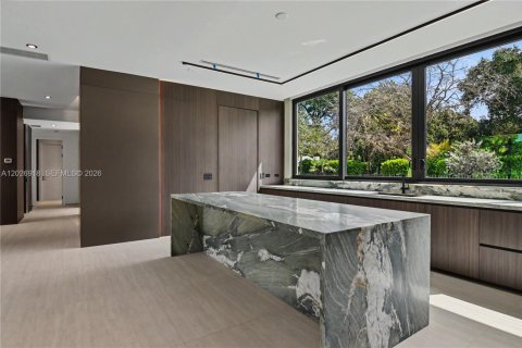 Villa ou maison à vendre à Pinecrest, Floride: 6 chambres, 686.36 m2 № 2253534 - photo 17