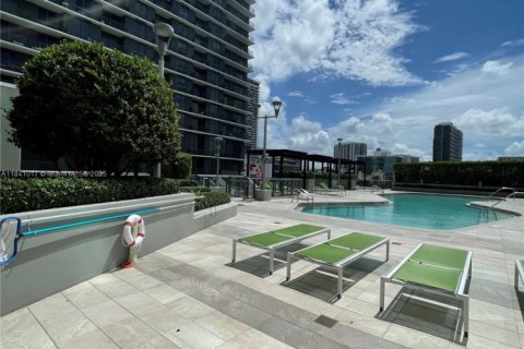 Condo in Miami, Florida, 1 bedroom  № 1833731 - photo 22