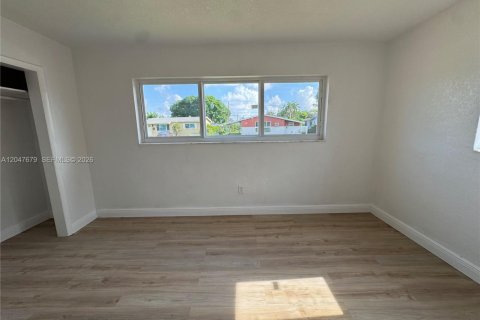 Casa en venta en Miramar, Florida, 3 dormitorios, 117.24 m2 № 2173219 - foto 6