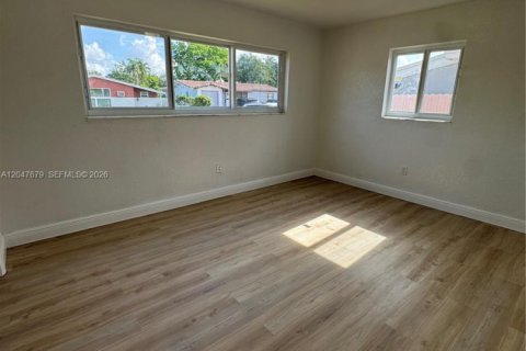Casa en venta en Miramar, Florida, 3 dormitorios, 117.24 m2 № 2173219 - foto 9