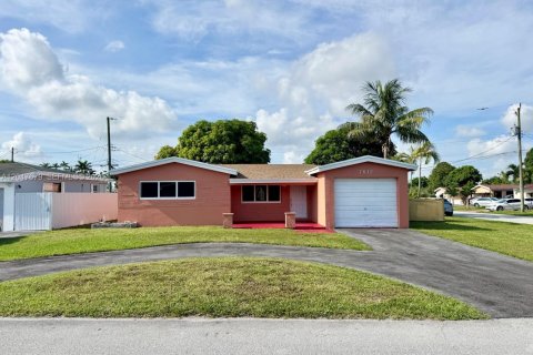 Casa en Miramar, Florida 3 dormitorios, 117.24 m2 № 2173219