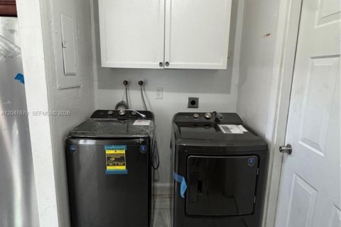 Casa en venta en Miramar, Florida, 3 dormitorios, 117.24 m2 № 2173219 - foto 14