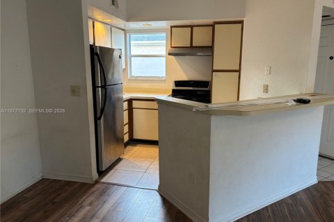 Copropriété à louer à West Palm Beach, Floride: 2 chambres, 91.88 m2 № 2044589 - photo 4