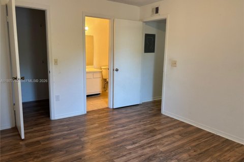 Copropriété à louer à West Palm Beach, Floride: 2 chambres, 91.88 m2 № 2044589 - photo 9