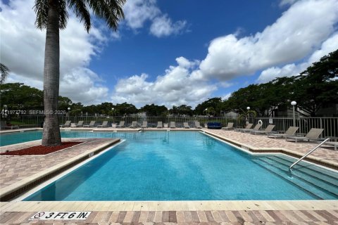 Copropriété à louer à West Palm Beach, Floride: 2 chambres, 91.88 m2 № 2044589 - photo 15