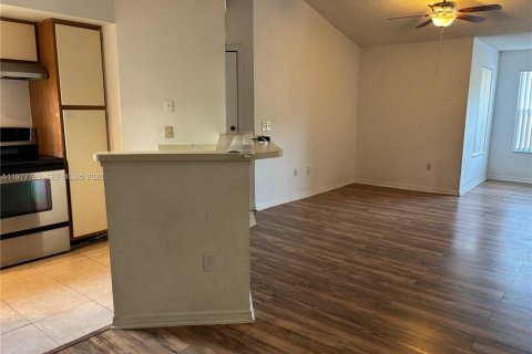 Copropriété à louer à West Palm Beach, Floride: 2 chambres, 91.88 m2 № 2044589 - photo 2