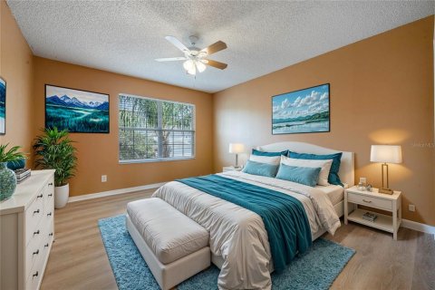 Casa en venta en Kissimmee, Florida, 6 dormitorios, 263.29 m2 № 1384822 - foto 24