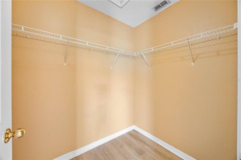 Casa en venta en Kissimmee, Florida, 6 dormitorios, 263.29 m2 № 1384822 - foto 22