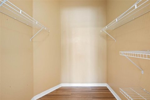 Casa en venta en Kissimmee, Florida, 6 dormitorios, 263.29 m2 № 1384822 - foto 15