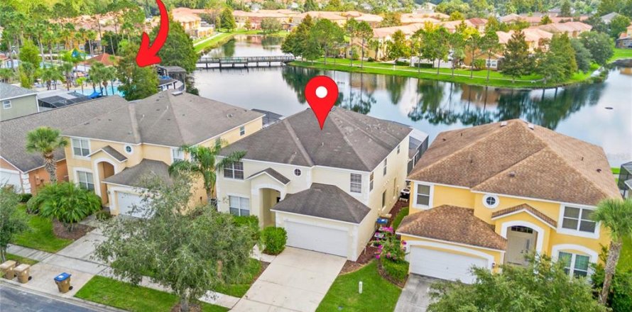 Casa en Kissimmee, Florida 6 dormitorios, 263.29 m2 № 1384822