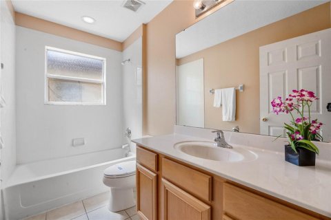 Casa en venta en Kissimmee, Florida, 6 dormitorios, 263.29 m2 № 1384822 - foto 29