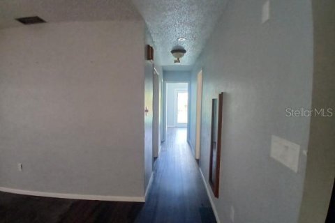 House in Port Charlotte, Florida 3 bedrooms, 176.42 sq.m. № 1879412 - photo 8