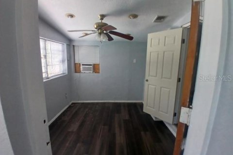House in Port Charlotte, Florida 3 bedrooms, 176.42 sq.m. № 1879412 - photo 15