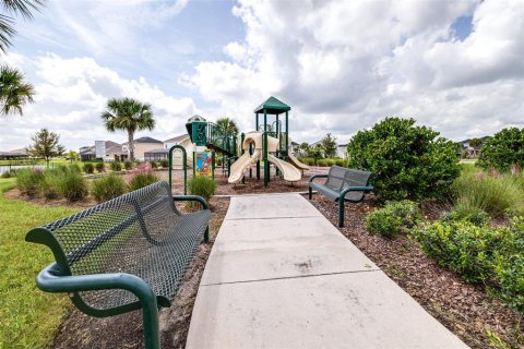 House in Wesley Chapel, Florida 3 bedrooms, 171.59 sq.m. № 1886300 - photo 30
