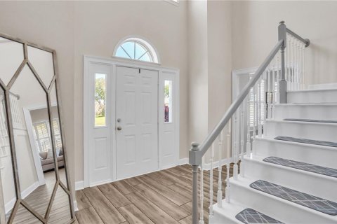 House in Lakeland, Florida 4 bedrooms, 372.72 sq.m. № 1918513 - photo 13