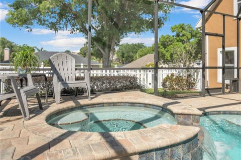 House in Lakeland, Florida 4 bedrooms, 372.72 sq.m. № 1918513 - photo 10