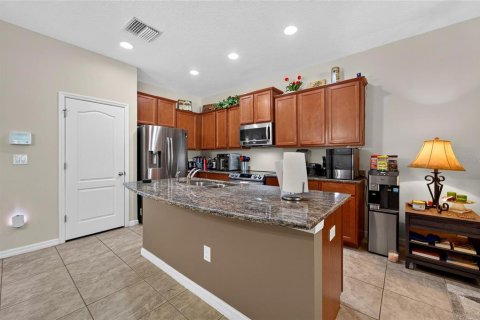 Townhouse in Riverview, Florida 3 bedrooms, 156.82 sq.m. № 2134275 - photo 7