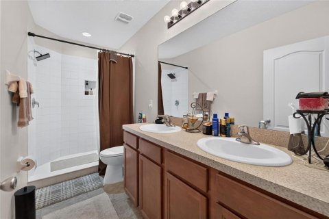 Townhouse in Riverview, Florida 3 bedrooms, 156.82 sq.m. № 2134275 - photo 19