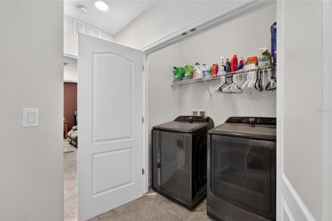 Townhouse in Riverview, Florida 3 bedrooms, 156.82 sq.m. № 2134275 - photo 29