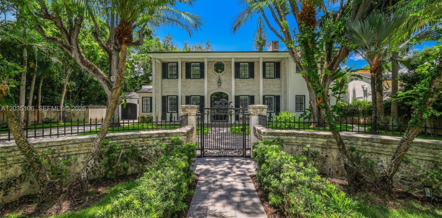 House in Miami, Florida 6 bedrooms, 557.41 sq.m. № 2186122