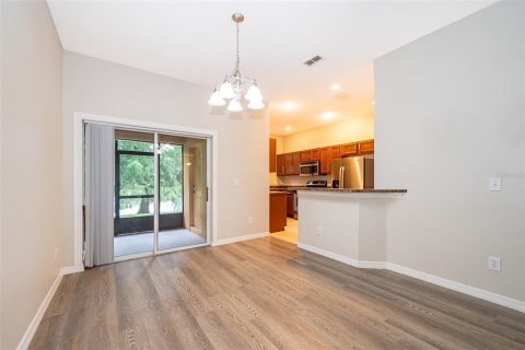 Condominio en alquiler en Orlando, Florida, 3 dormitorios, 170.38 m2 № 1835731 - foto 5