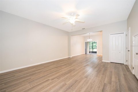 Condominio en alquiler en Orlando, Florida, 3 dormitorios, 170.38 m2 № 1835731 - foto 13