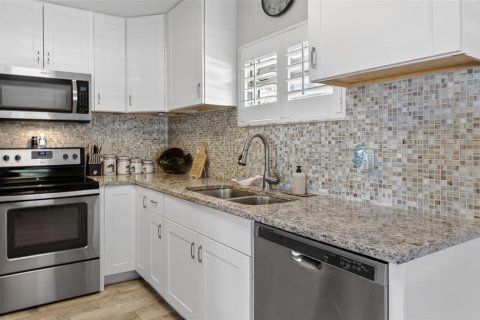 Casa en venta en Crescent City, Florida, 3 dormitorios, 117.71 m2 № 2203599 - foto 22
