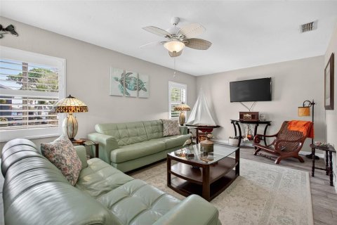 Casa en venta en Crescent City, Florida, 3 dormitorios, 117.71 m2 № 2203599 - foto 16
