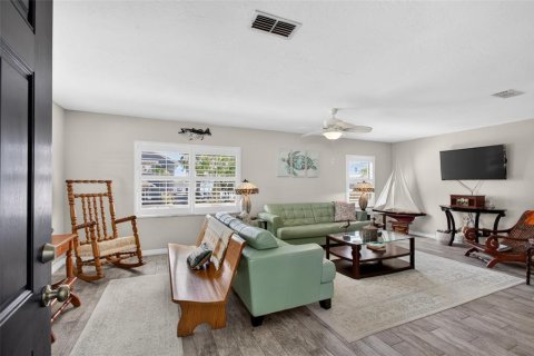 Casa en venta en Crescent City, Florida, 3 dormitorios, 117.71 m2 № 2203599 - foto 13