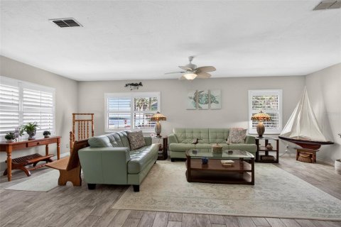 Casa en venta en Crescent City, Florida, 3 dormitorios, 117.71 m2 № 2203599 - foto 17