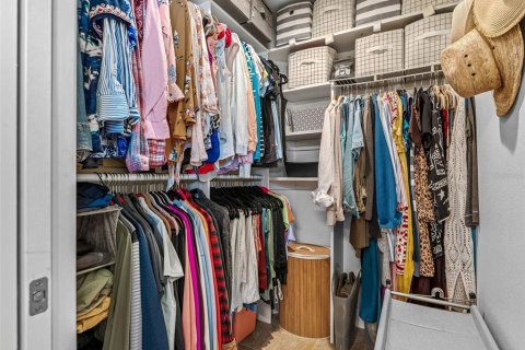 Купить виллу или дом в Леди-Лейк, Флорида 9 комнат, 216.65м2, № 2226016 - фото 16