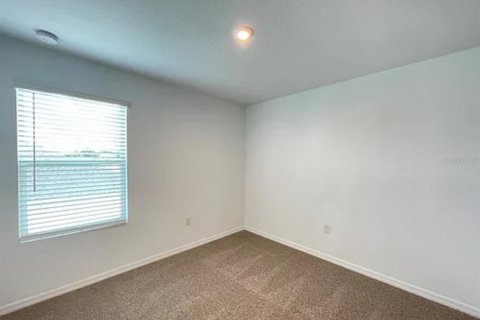 House in Kissimmee, Florida 4 bedrooms, 201.41 sq.m. № 1810339 - photo 8
