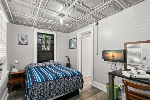 Commercial property in Tampa, Florida 42 bedrooms, 195.65 sq.m. № 1831930 - photo 25