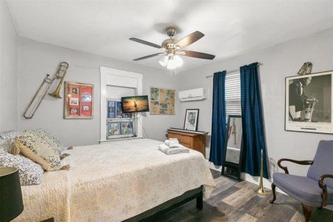 Commercial property in Tampa, Florida 42 bedrooms, 195.65 sq.m. № 1831930 - photo 27