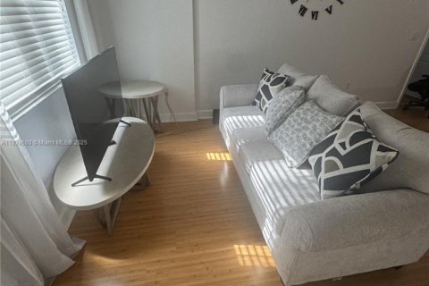 Copropriété à vendre à South Miami, Floride: 2 chambres, 93.83 m2 № 1943164 - photo 6