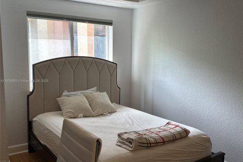 Copropriété à vendre à South Miami, Floride: 2 chambres, 93.83 m2 № 1943164 - photo 17