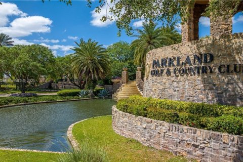 Villa ou maison à vendre à Parkland, Floride: 4 chambres, 293.39 m2 № 1981732 - photo 24