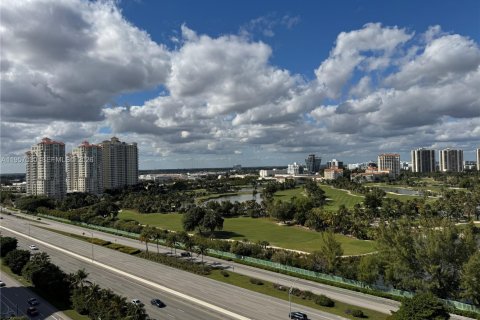 Condo in Aventura, Florida, 2 bedrooms  № 2052973 - photo 23