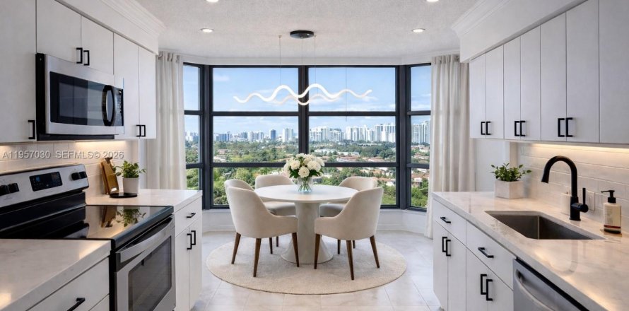 Condo in Aventura, Florida, 2 bedrooms  № 2052973