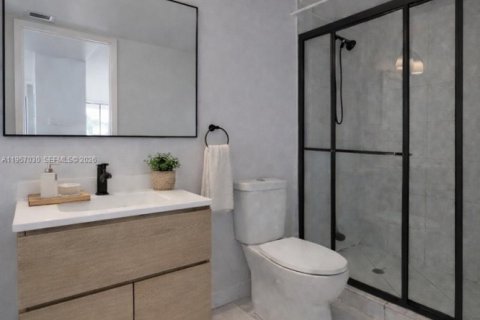 Condo in Aventura, Florida, 2 bedrooms  № 2052973 - photo 13