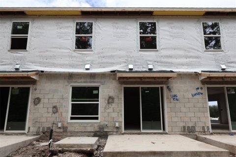 Touwnhouse à vendre à Orlando, Floride: 3 chambres, 154.78 m2 № 2310428 - photo 13