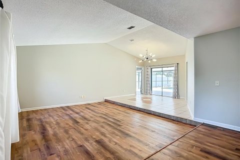 House in Valrico, Florida 3 bedrooms, 184.97 sq.m. № 1878313 - photo 2