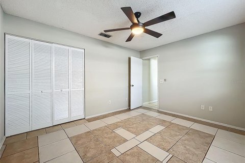 House in Valrico, Florida 3 bedrooms, 184.97 sq.m. № 1878313 - photo 18