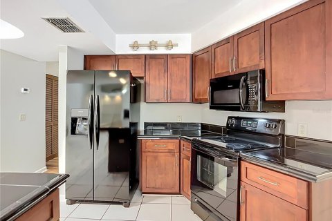 House in Valrico, Florida 3 bedrooms, 184.97 sq.m. № 1878313 - photo 7