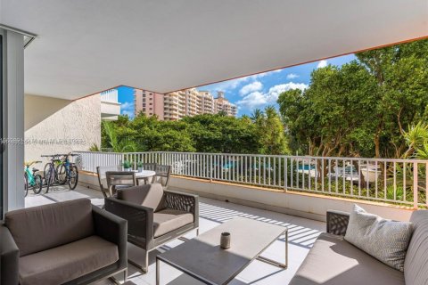 Condo in Key Biscayne, Florida, 3 bedrooms  № 1819734 - photo 10